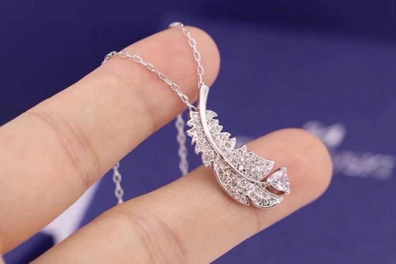 Comfortable Swarovski Necklaces 252032