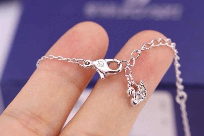 Comfortable Swarovski Necklaces 252032