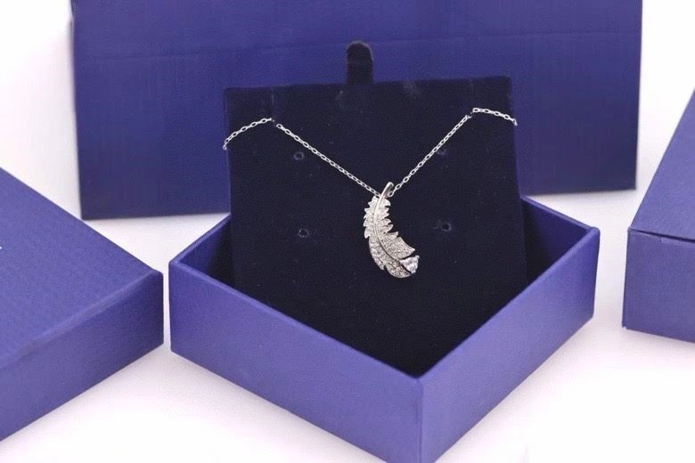 Comfortable Swarovski Necklaces 252032