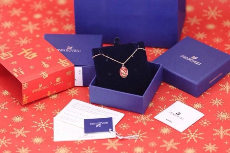 Bold Swarovski Necklaces 252023