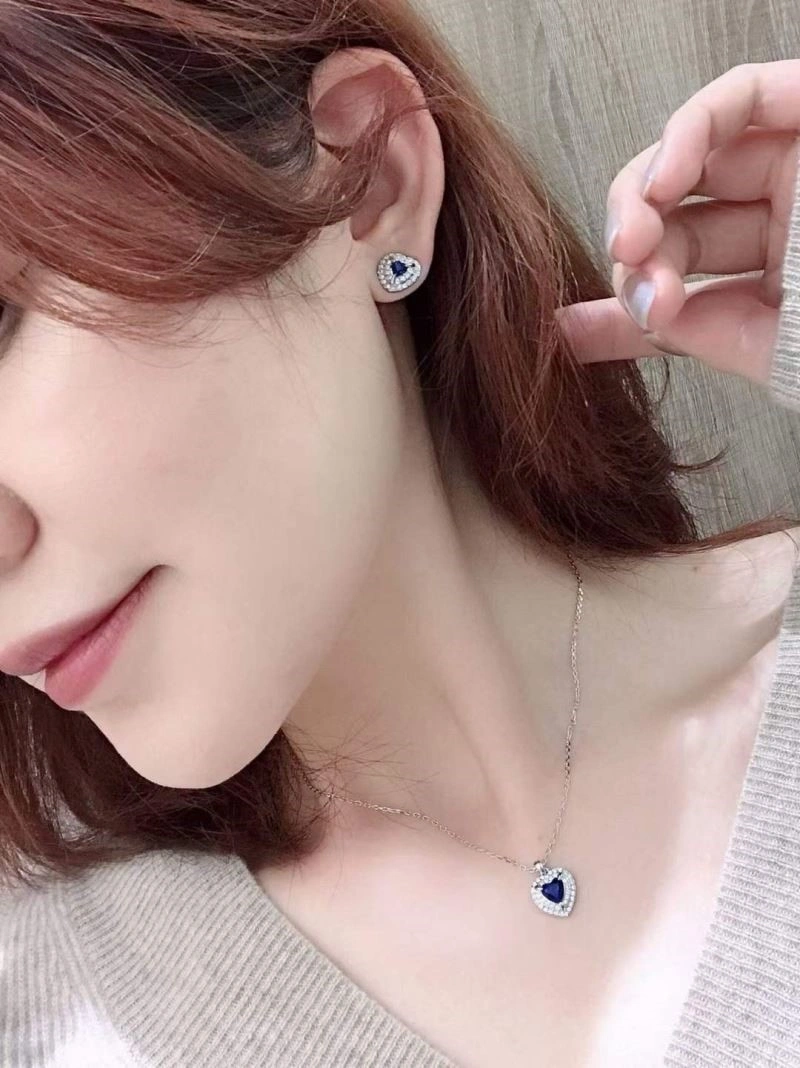 Swarovski Necklaces Functional 251973