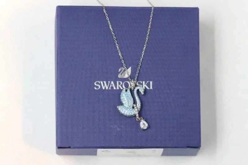 Chic Swarovski Necklaces 251933