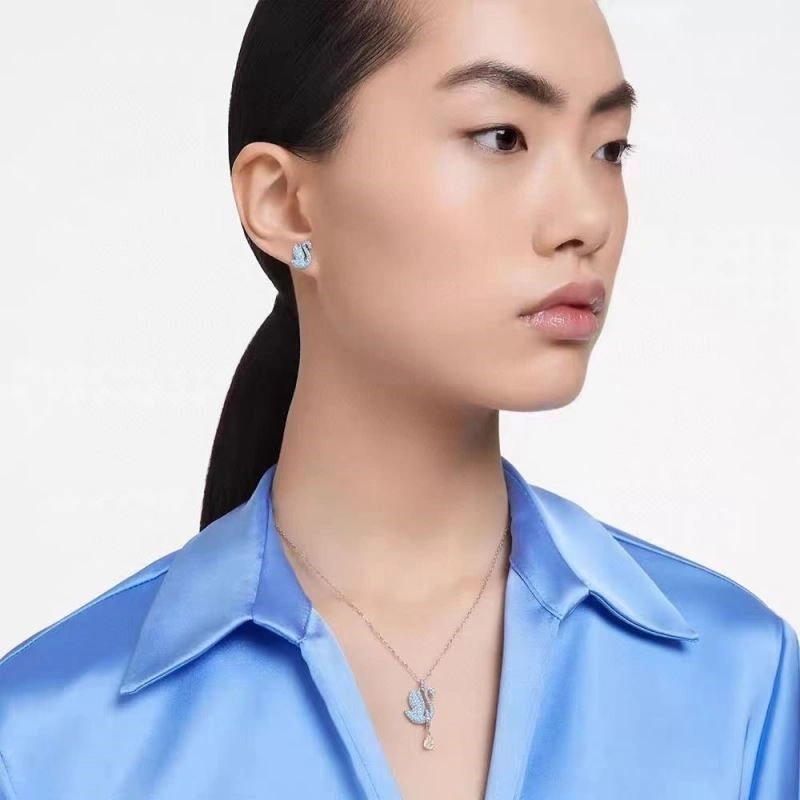 Chic Swarovski Necklaces 251933