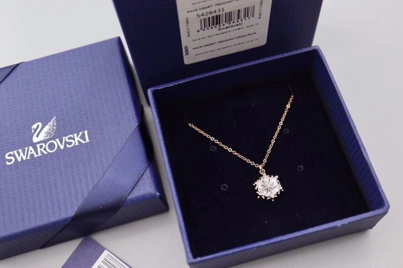 Swarovski Necklaces Lightweight 251925