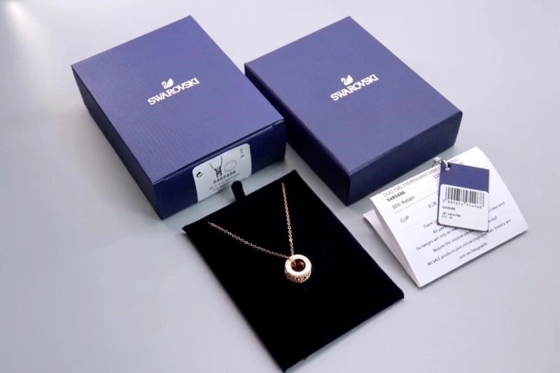 Flexible Swarovski Necklaces 251920