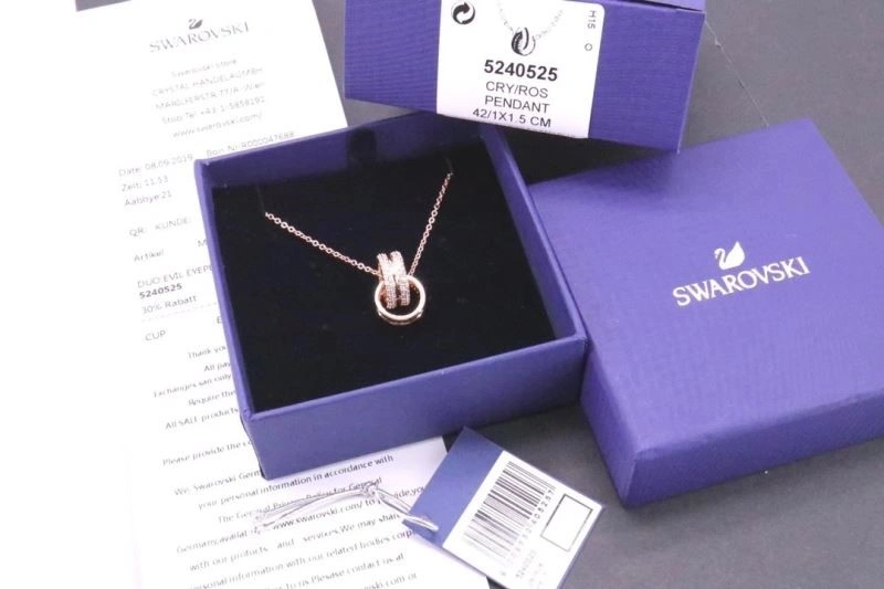 Soft Swarovski Necklaces 251912
