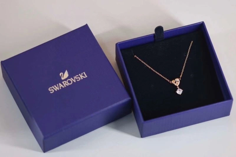 EyeCatching Swarovski Necklaces 251891