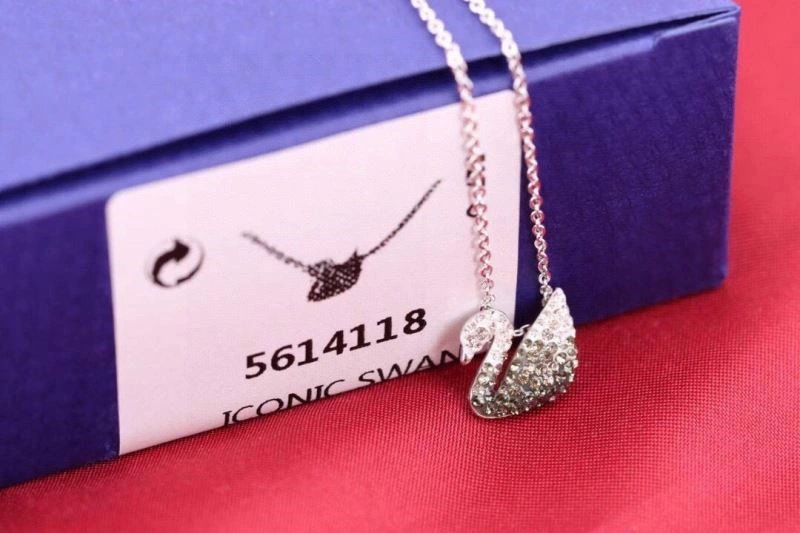 SmoothTexture Swarovski Necklaces 251898