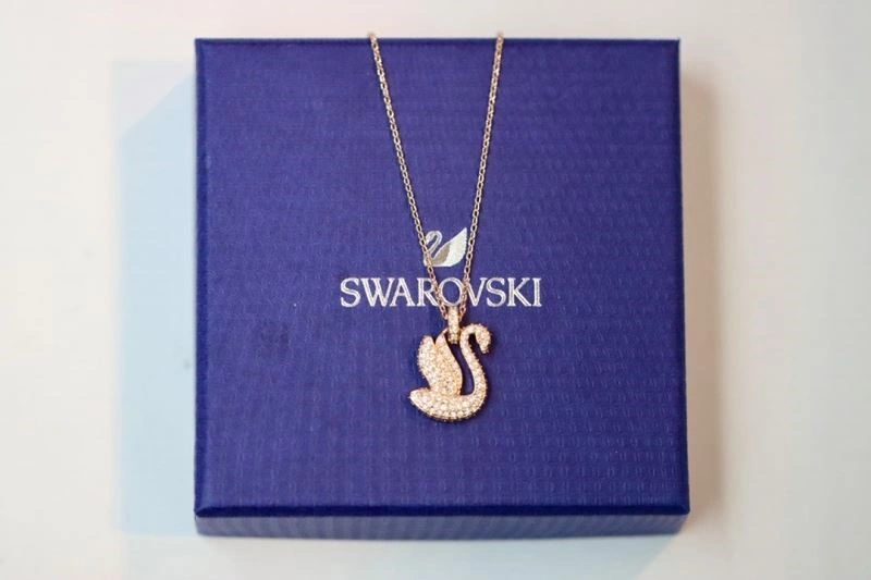 Durable Swarovski Necklaces 251883