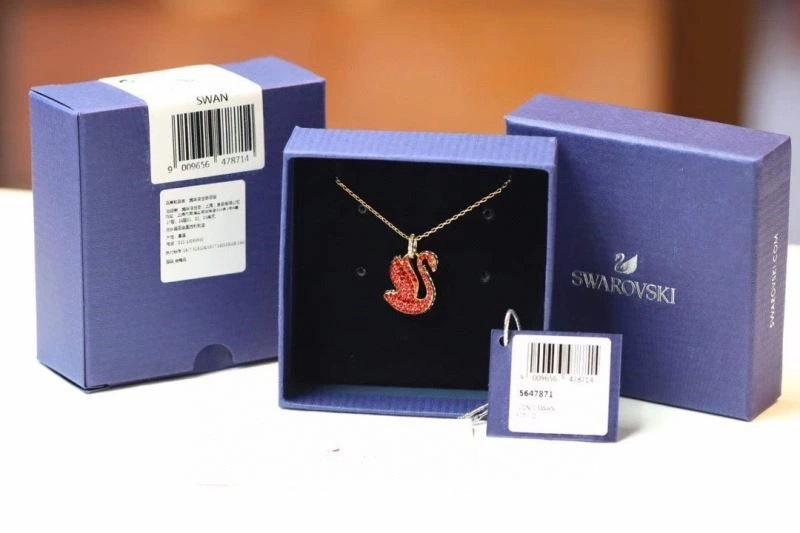 Supportive Swarovski Necklaces 251856