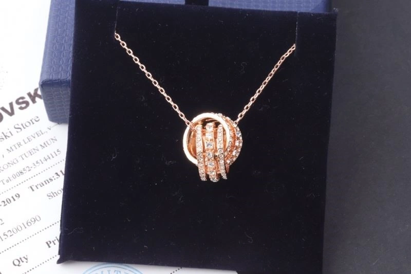 Functional Swarovski Necklaces 251853