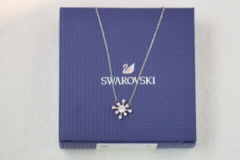Sophisticated Swarovski Necklaces 251863