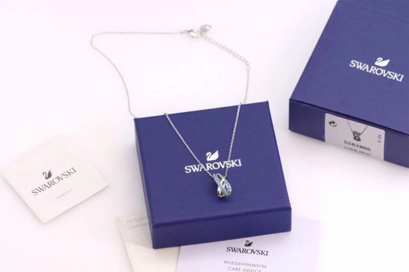 WaterResistant Swarovski Necklaces 251874