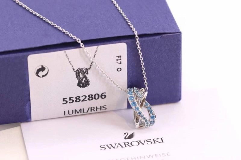 WaterResistant Swarovski Necklaces 251874