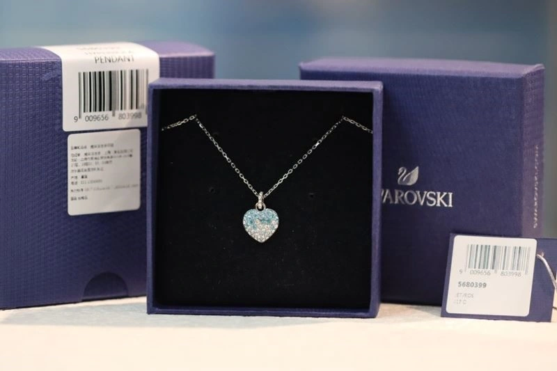 Vibrant Swarovski Necklaces 251843