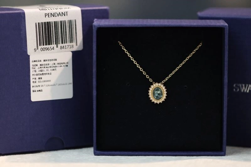Swarovski Necklaces Sleek 251842