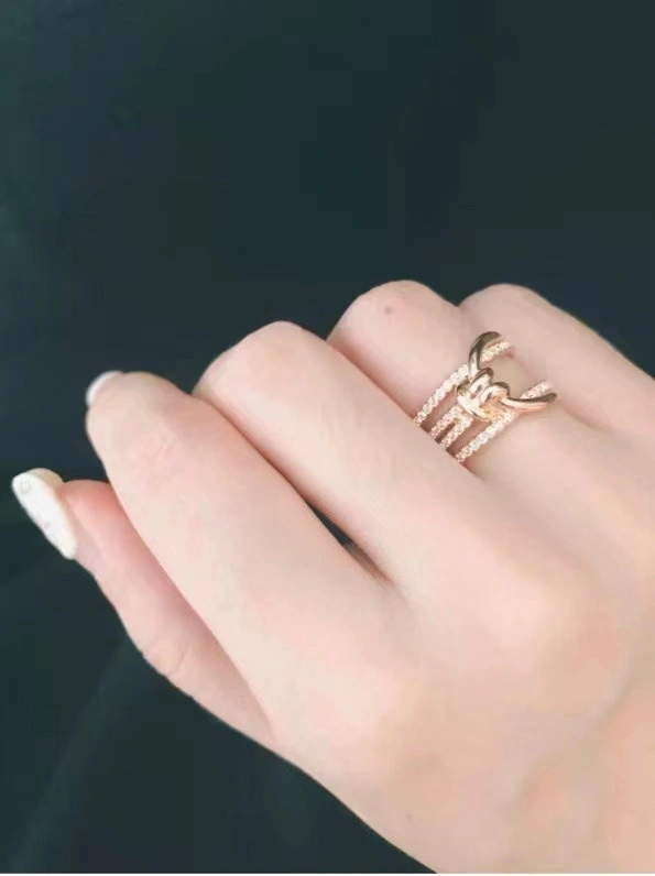 Refined Swarovski Rings 252105
