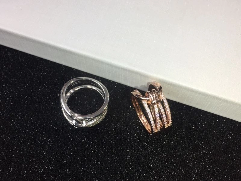 Refined Swarovski Rings 252105