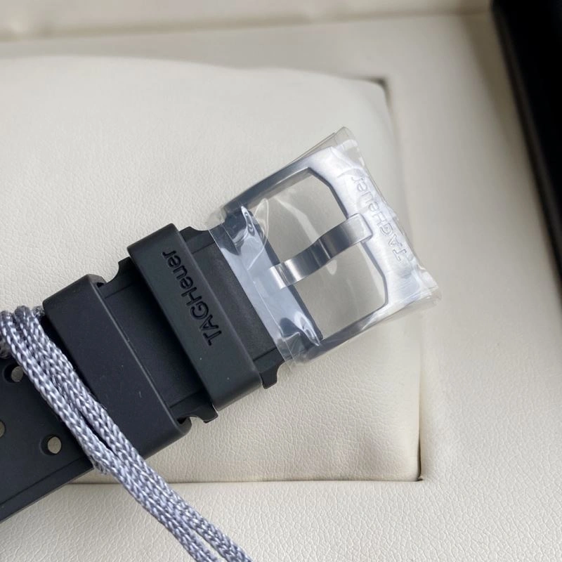 Trendsetting TAG HEUER Watches 203499