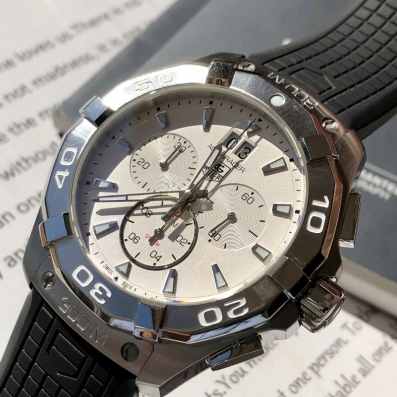 Bold TAG HEUER Watches 203486