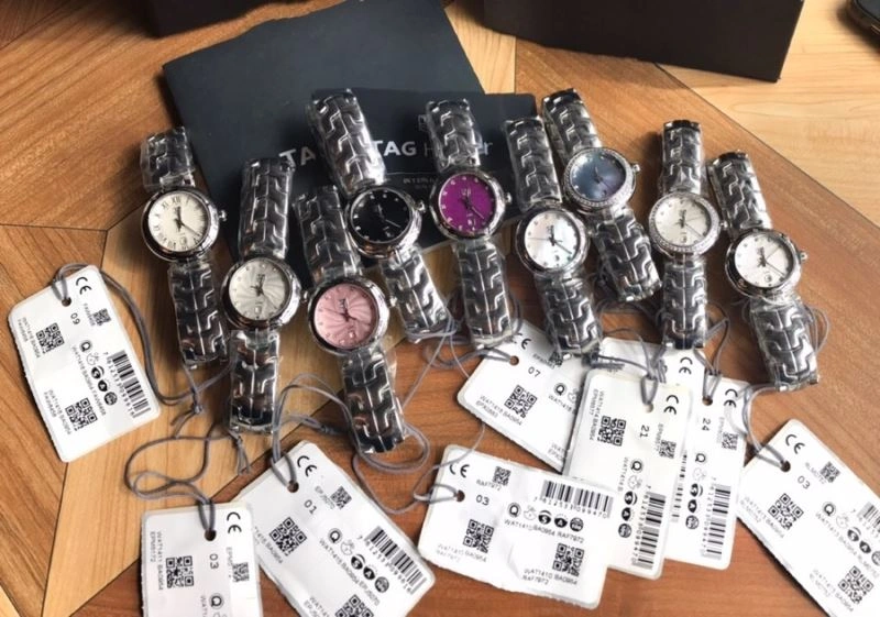 TAG HEUER Watches Lightweight 203475