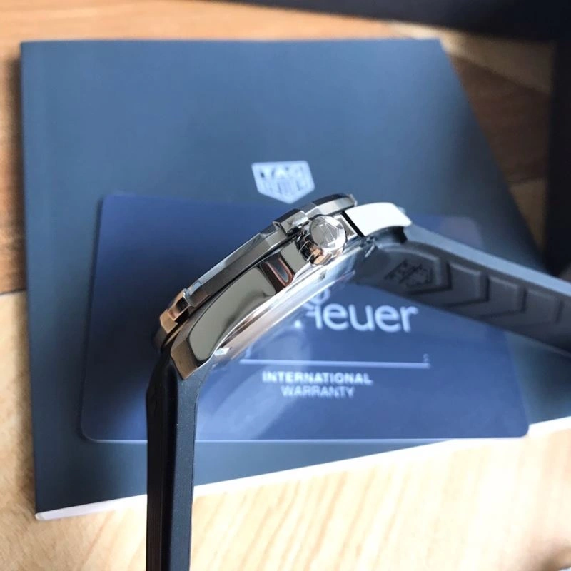 Comfortable TAG HEUER Watches 203437