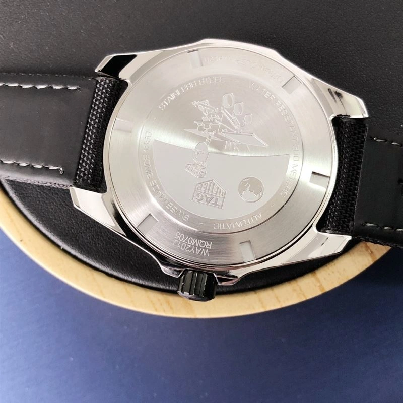 Compact TAG HEUER Watches 203408