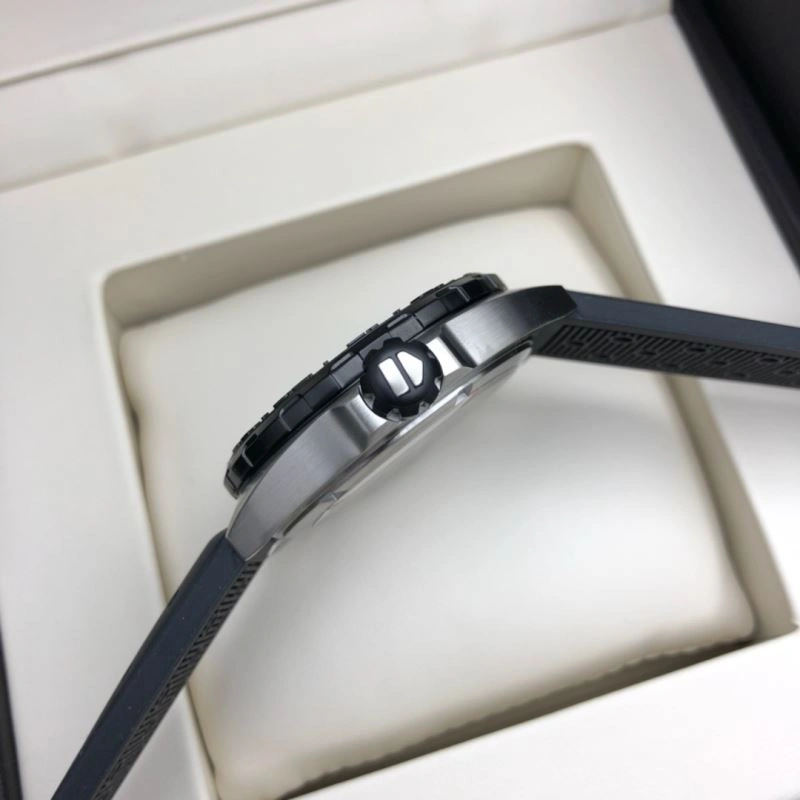 TAG HEUER Watches GoAnywhere 203394