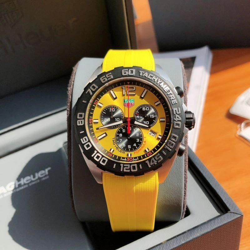 Bold TAG HEUER Watches 203355