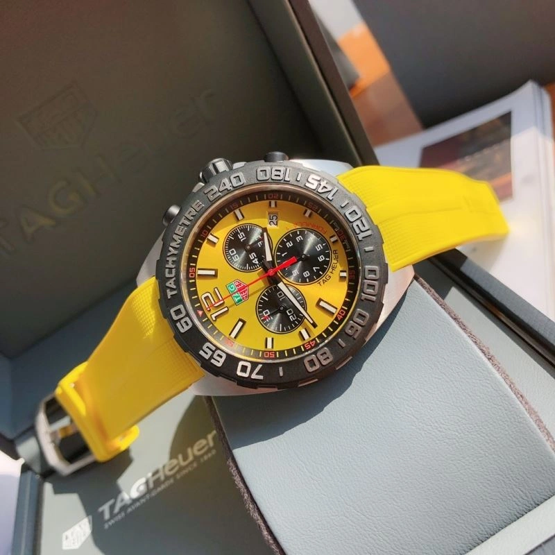 Bold TAG HEUER Watches 203355