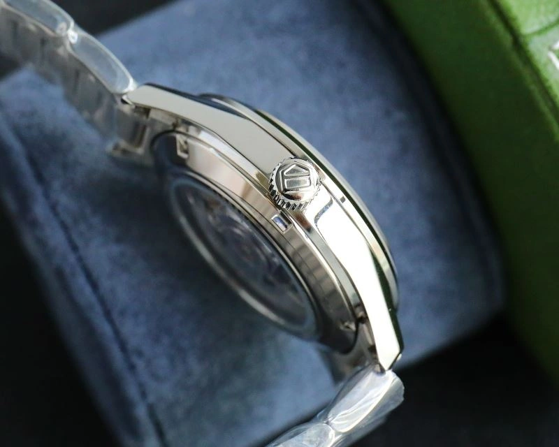 TAG HEUER Watches ModernLook 203363