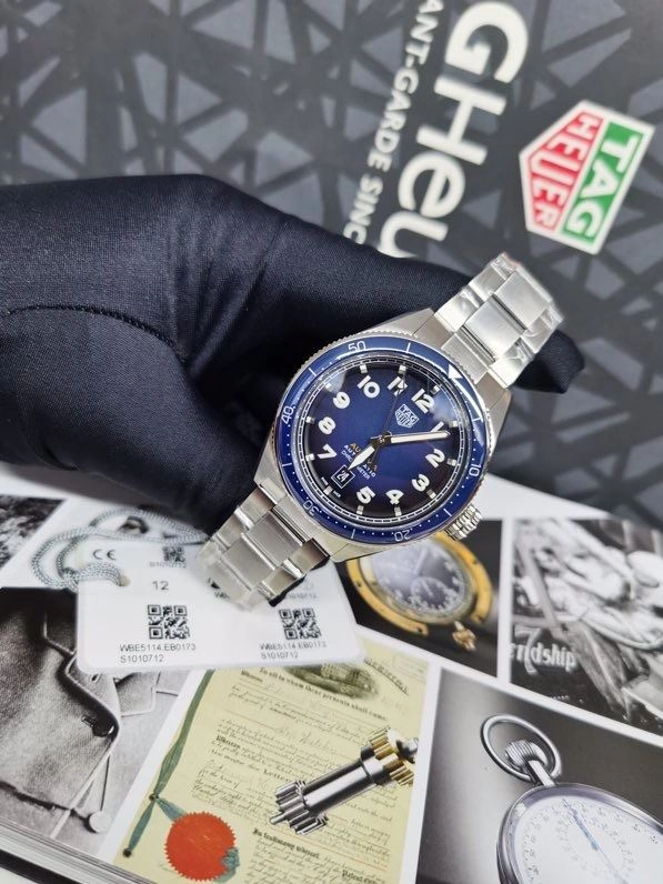 TAG HEUER Watches ComfortFit 203357