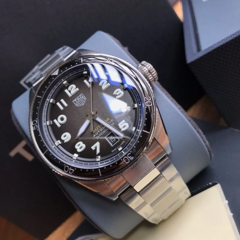 RelaxedFit TAG HEUER Watches 203334