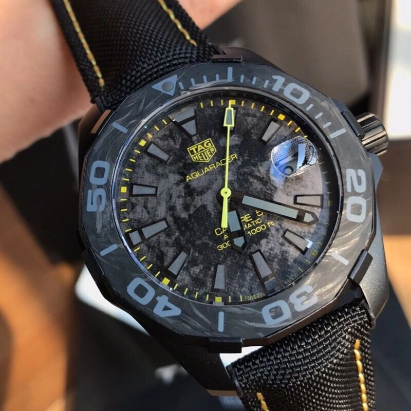 Tailored TAG HEUER Watches 203306