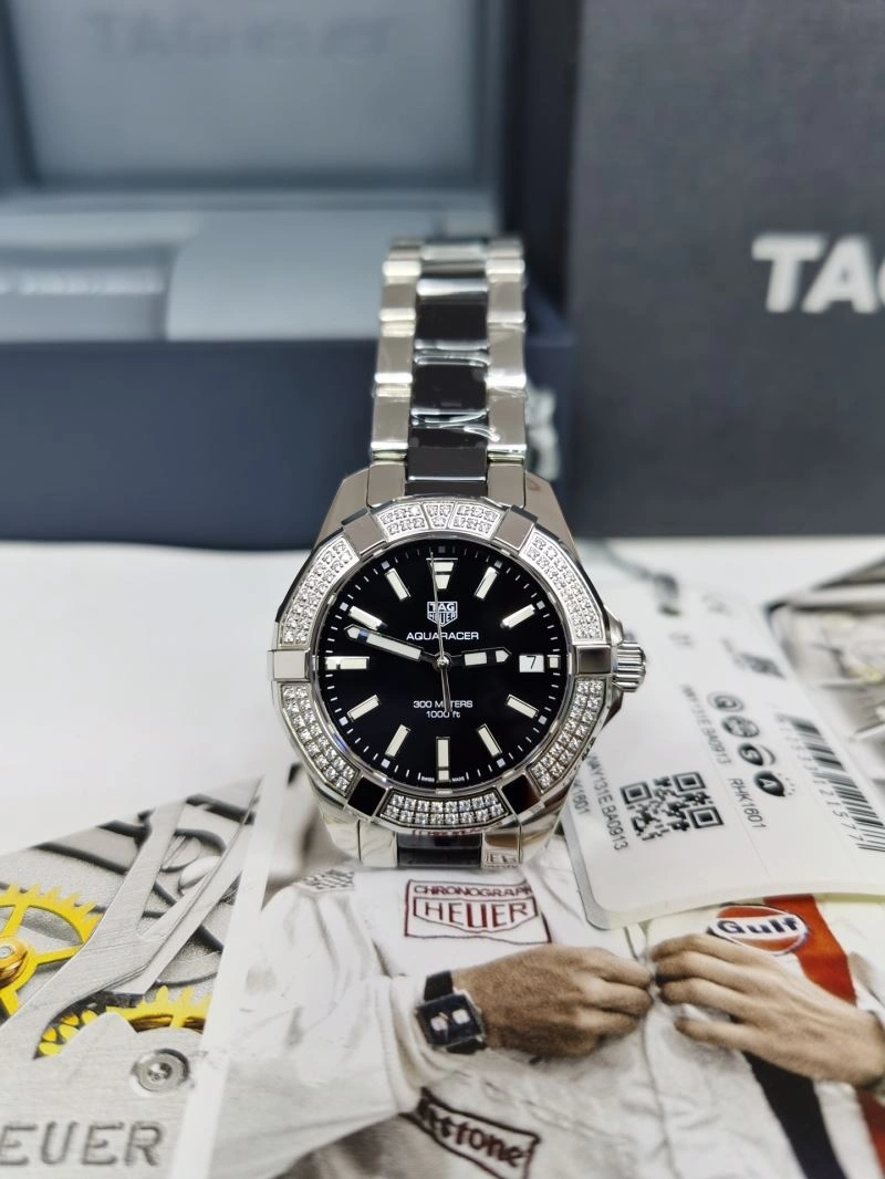 TAG HEUER Watches Supportive 203256