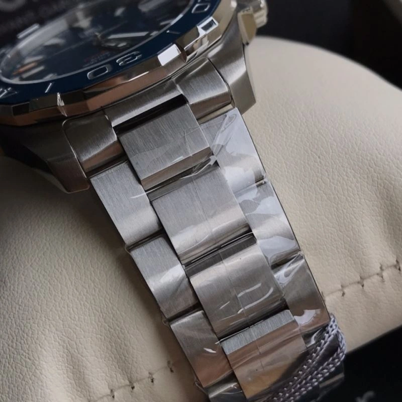 Compact TAG HEUER Watches 203227