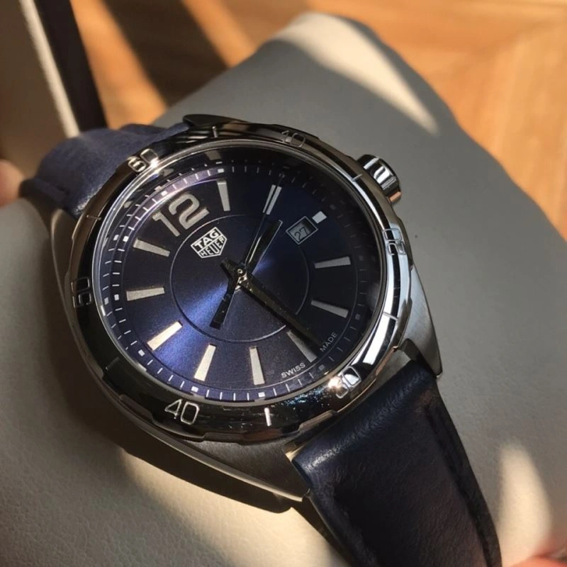 Contemporary TAG HEUER Watches 203236