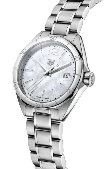 Youthful TAG HEUER Watches 203245