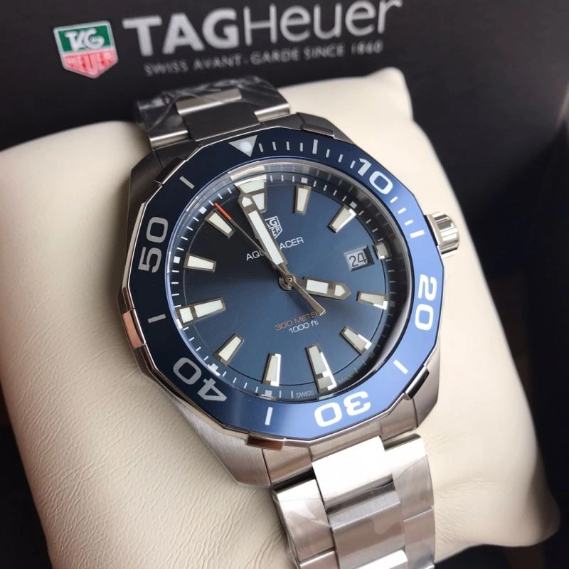Sleek TAG HEUER Watches 203209