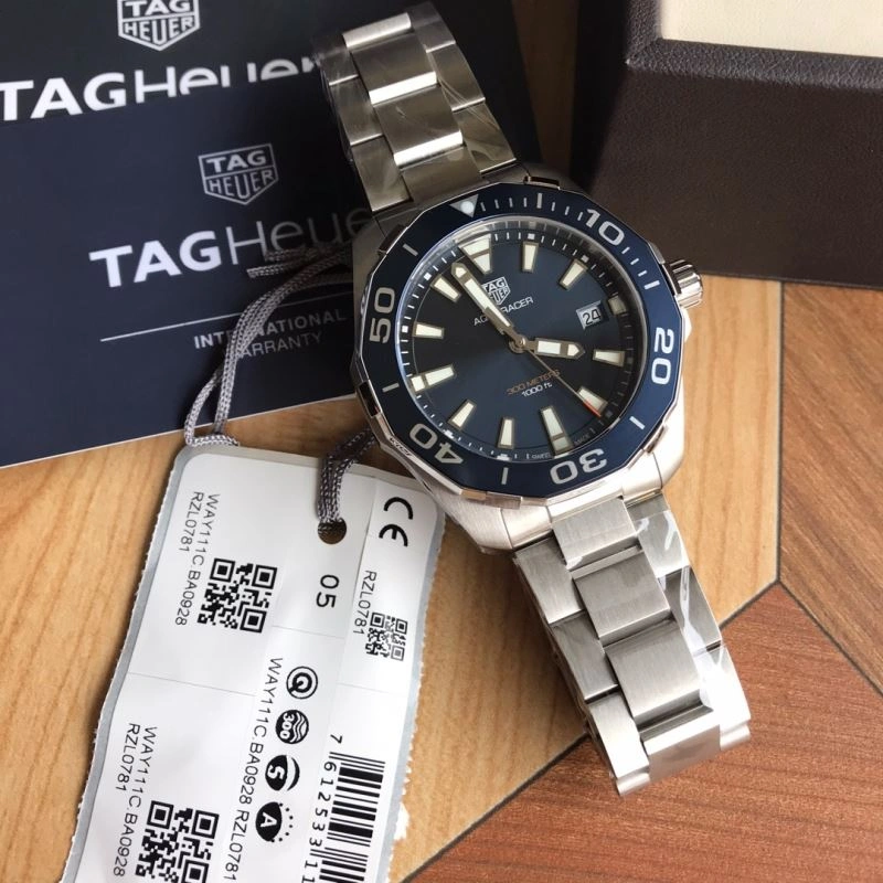Sleek TAG HEUER Watches 203209