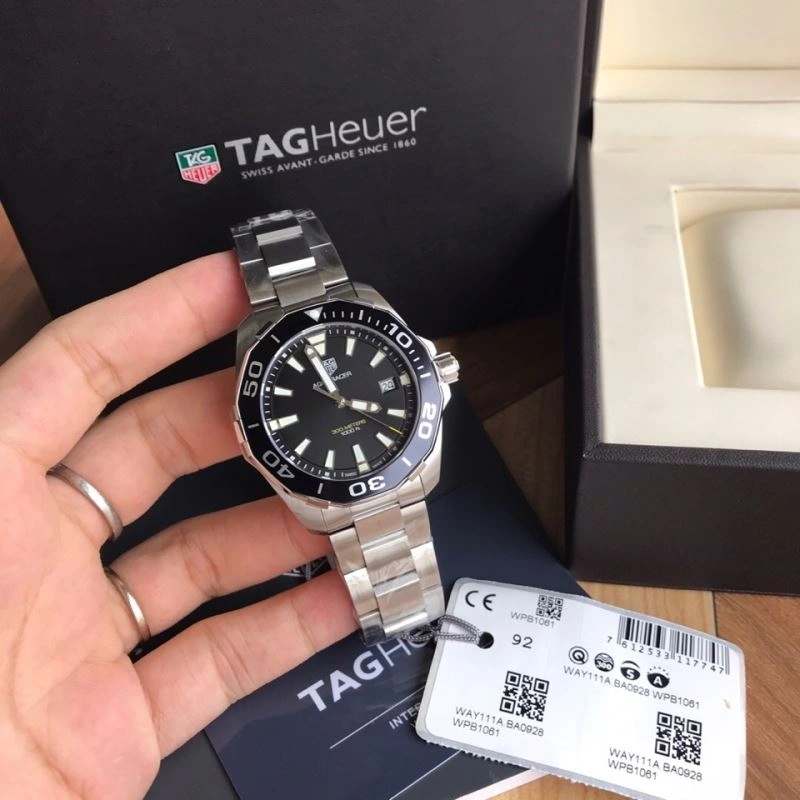 Vibrant TAG HEUER Watches 203203