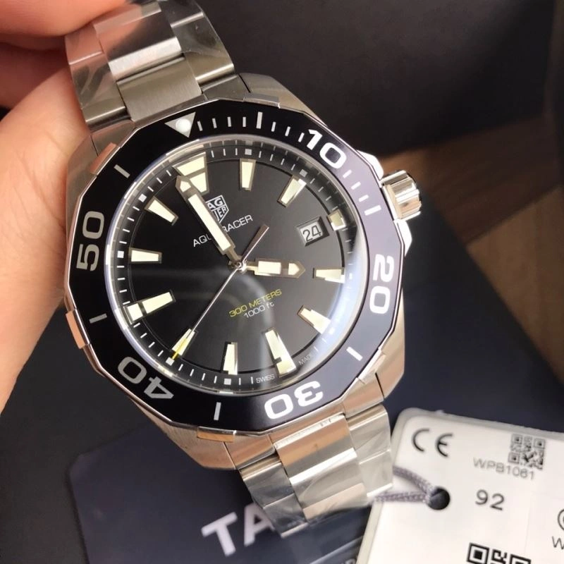 Vibrant TAG HEUER Watches 203203