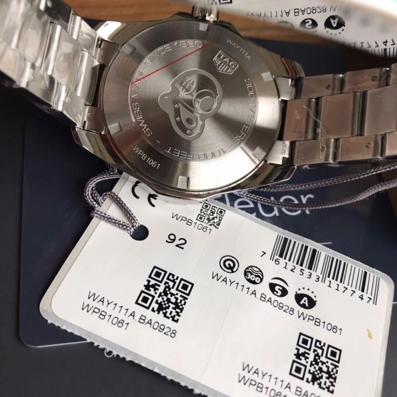 Vibrant TAG HEUER Watches 203203