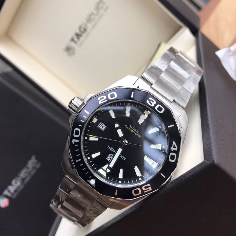Vibrant TAG HEUER Watches 203203
