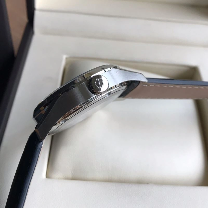 TAG HEUER Watches Versatile 203183