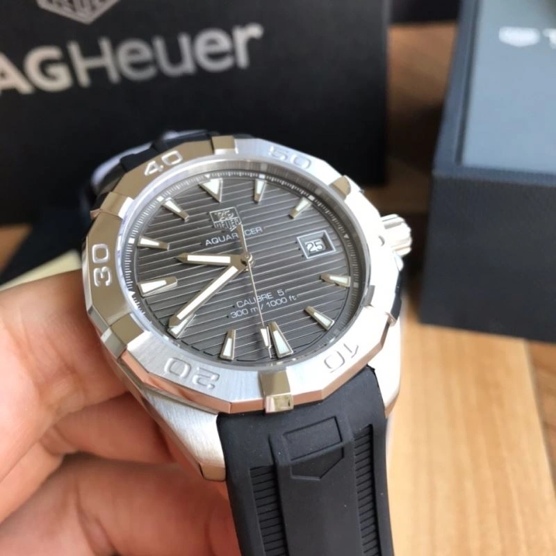 Trendsetting TAG HEUER Watches 203150