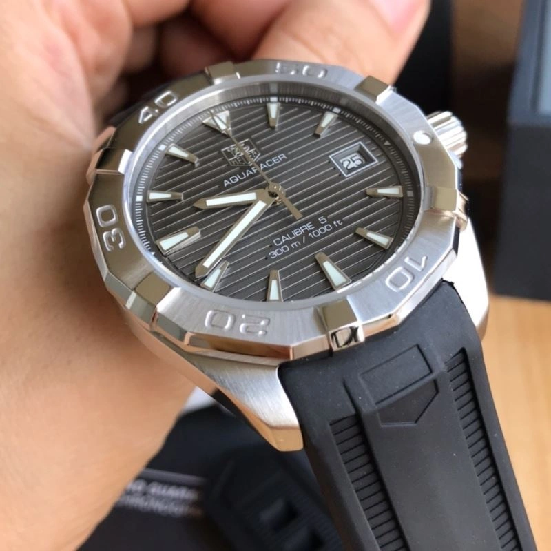 Trendsetting TAG HEUER Watches 203150