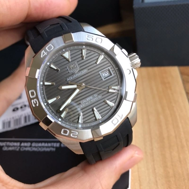 Trendsetting TAG HEUER Watches 203150