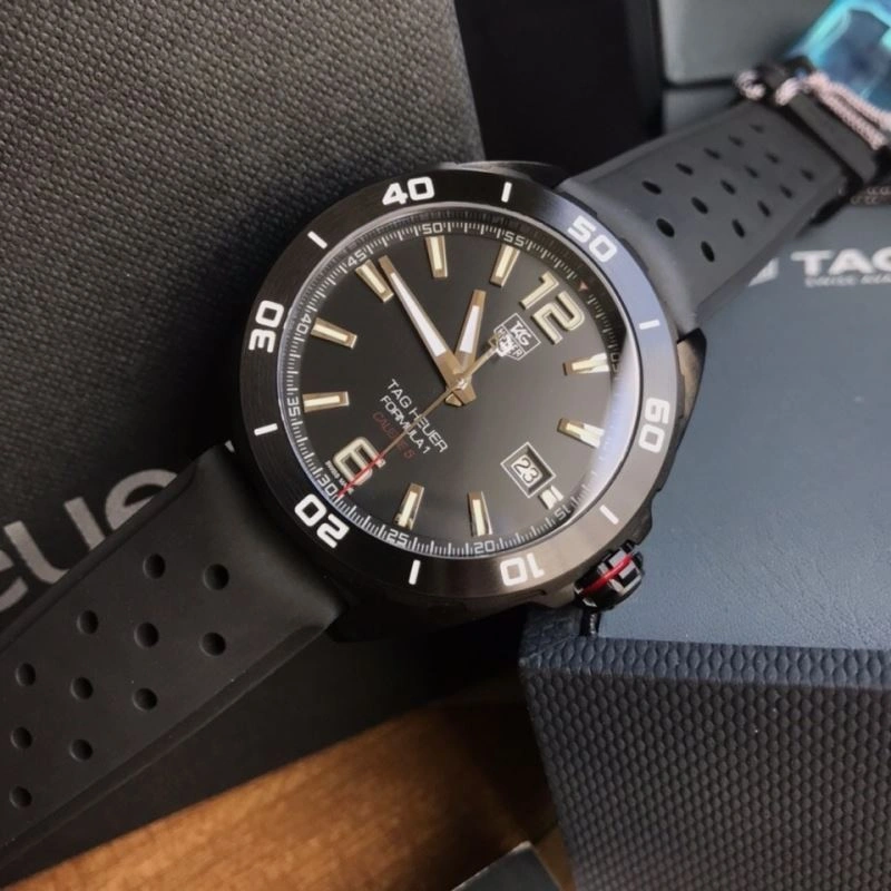 TAG HEUER Watches Trendsetting 203136