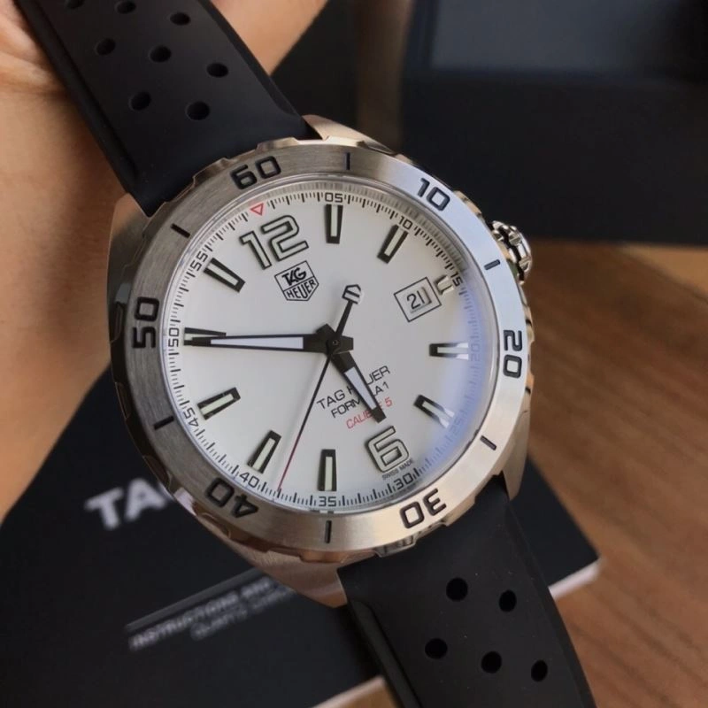 Practical TAG HEUER Watches 203139